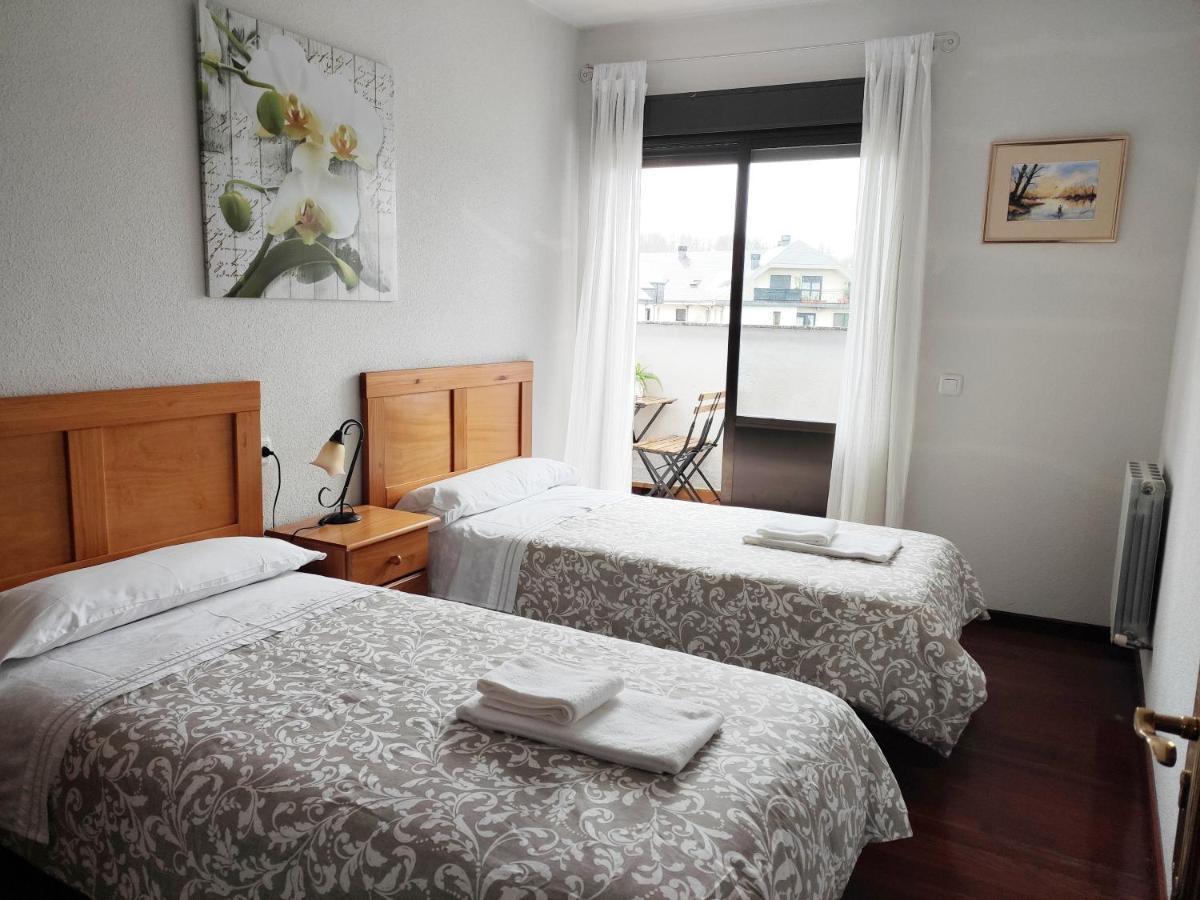 Апартаменти Duplex Sanabria El Puente  Екстер'єр фото