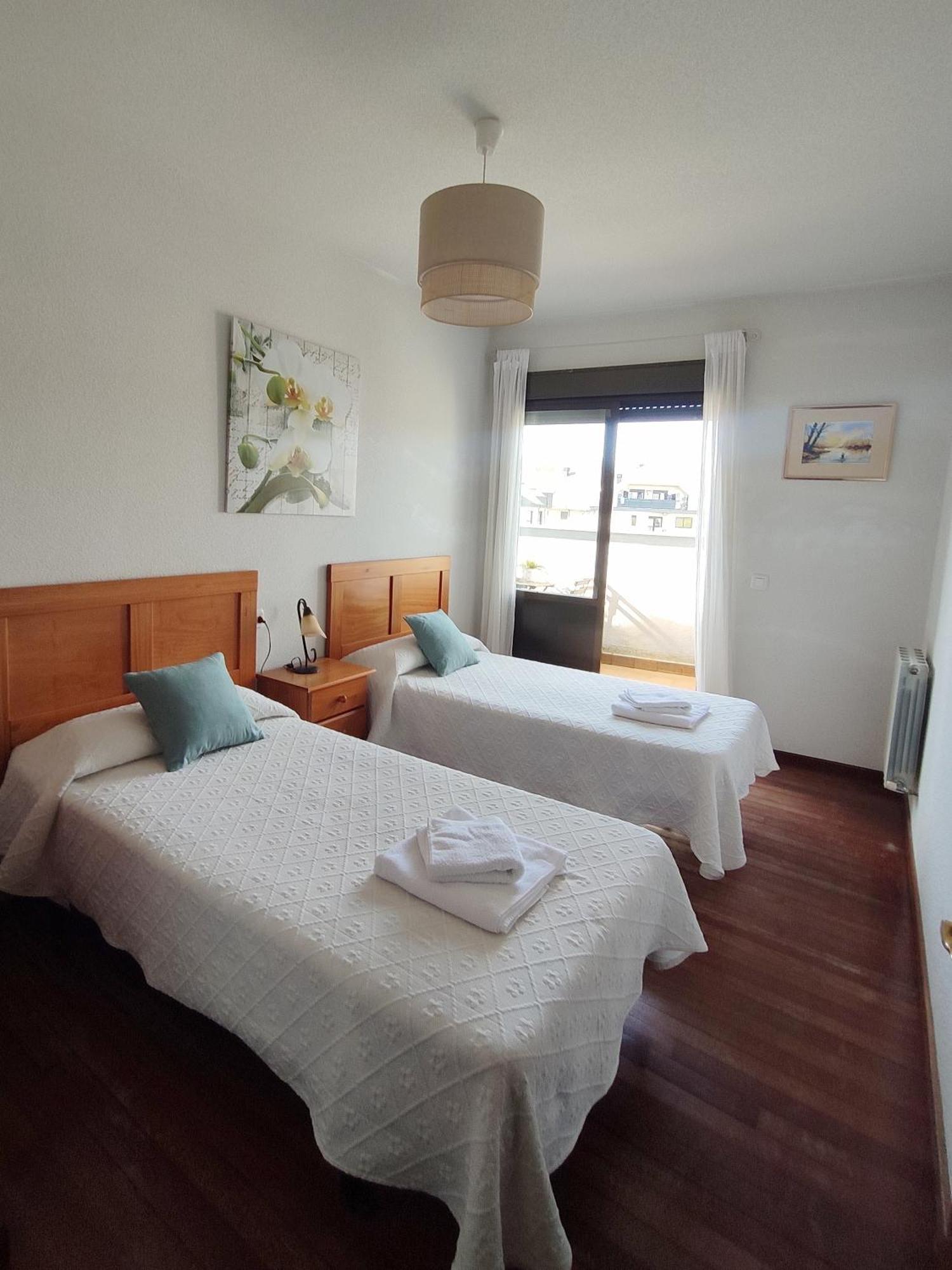 Апартаменти Duplex Sanabria El Puente  Екстер'єр фото